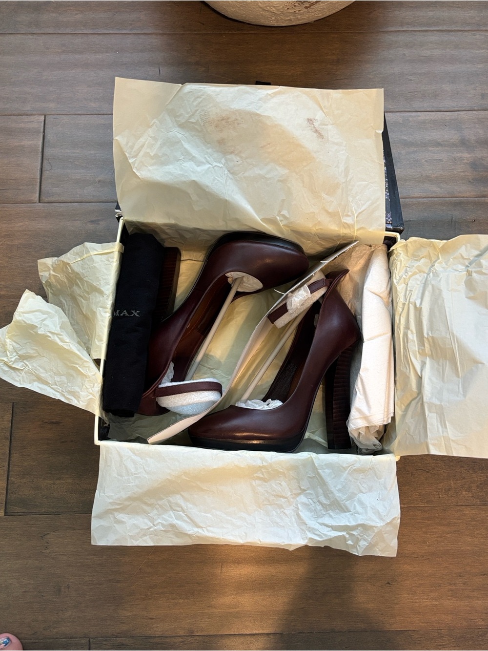 Leon Max Vertu Merlot Burnished Calf Leather Platform Ankle Strap Pumps Sz 7 NIB - Picture 8 of 8